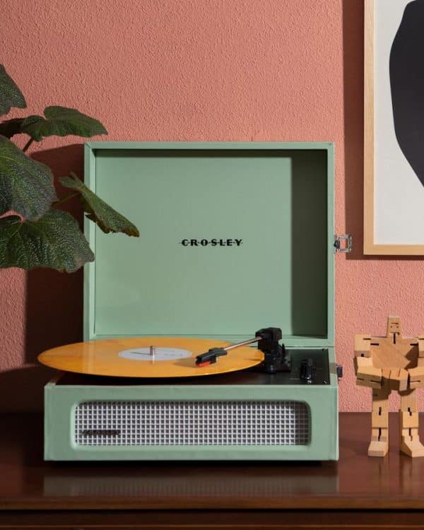 Crosley Voyager in Sage | Bluetooth Record Player - Image 7