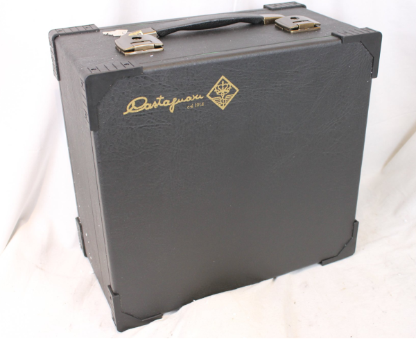 Castagnari Dinn II Button Accordion - Image 4