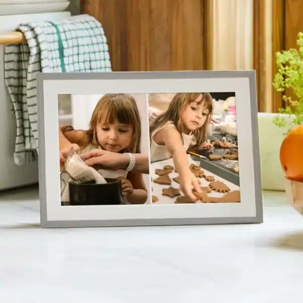 Aura Carver Mat | Digital Wi-Fi Photoframe | Clay - Image 3